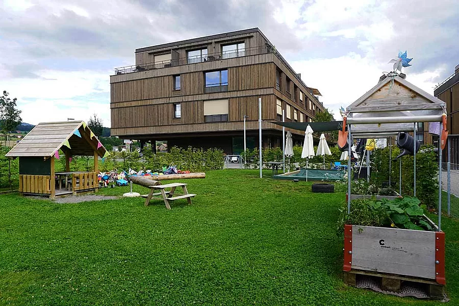 Kibe plus Kita Lorymatte aussen 1